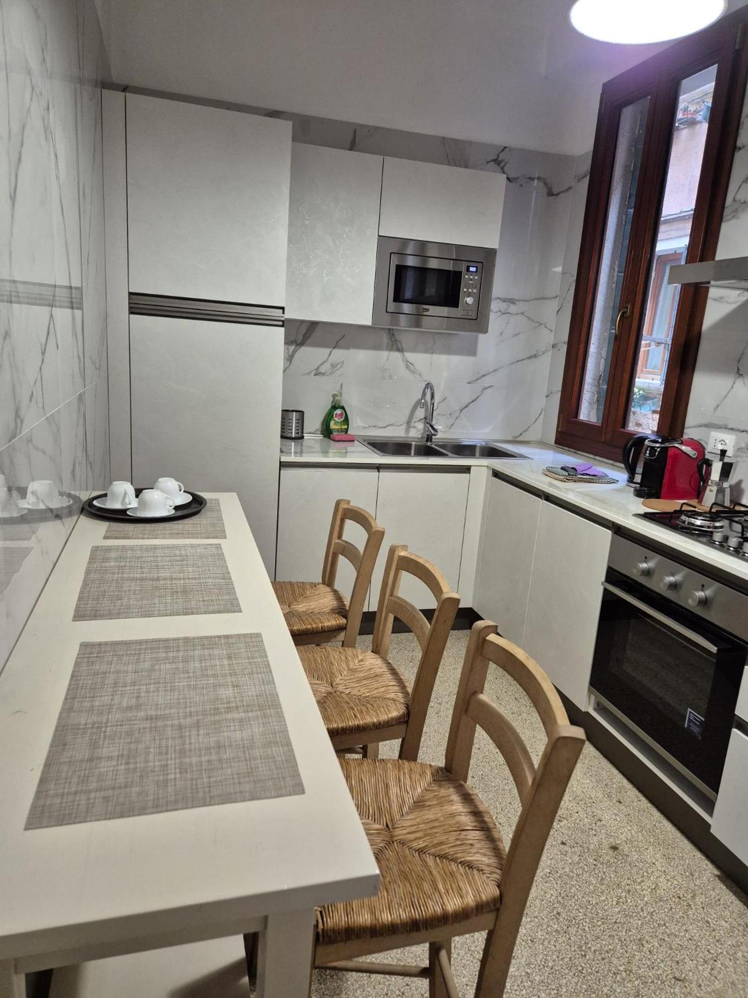 Apartment Prince Apartments Venice