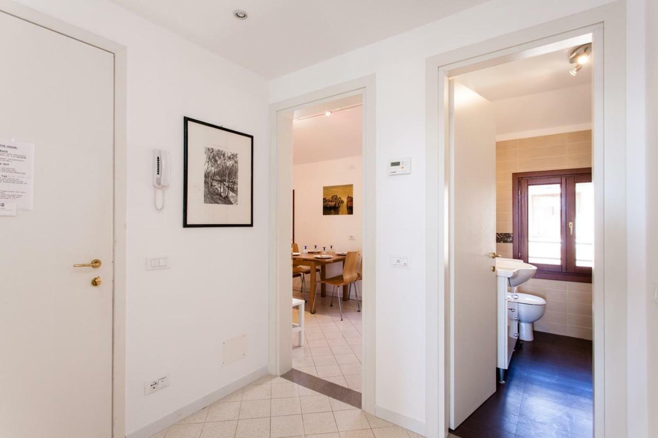 Prince Apartments *