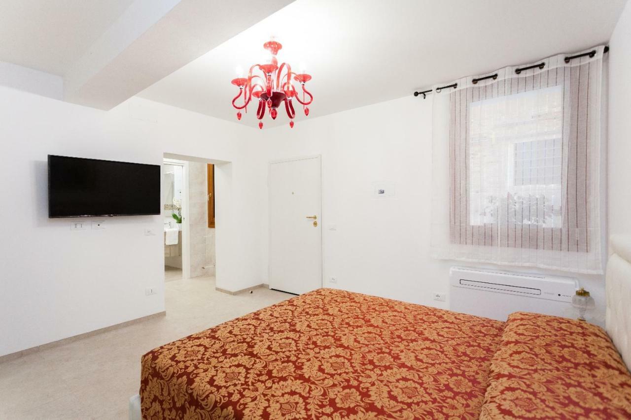 Apartment Prince Apartments Venice