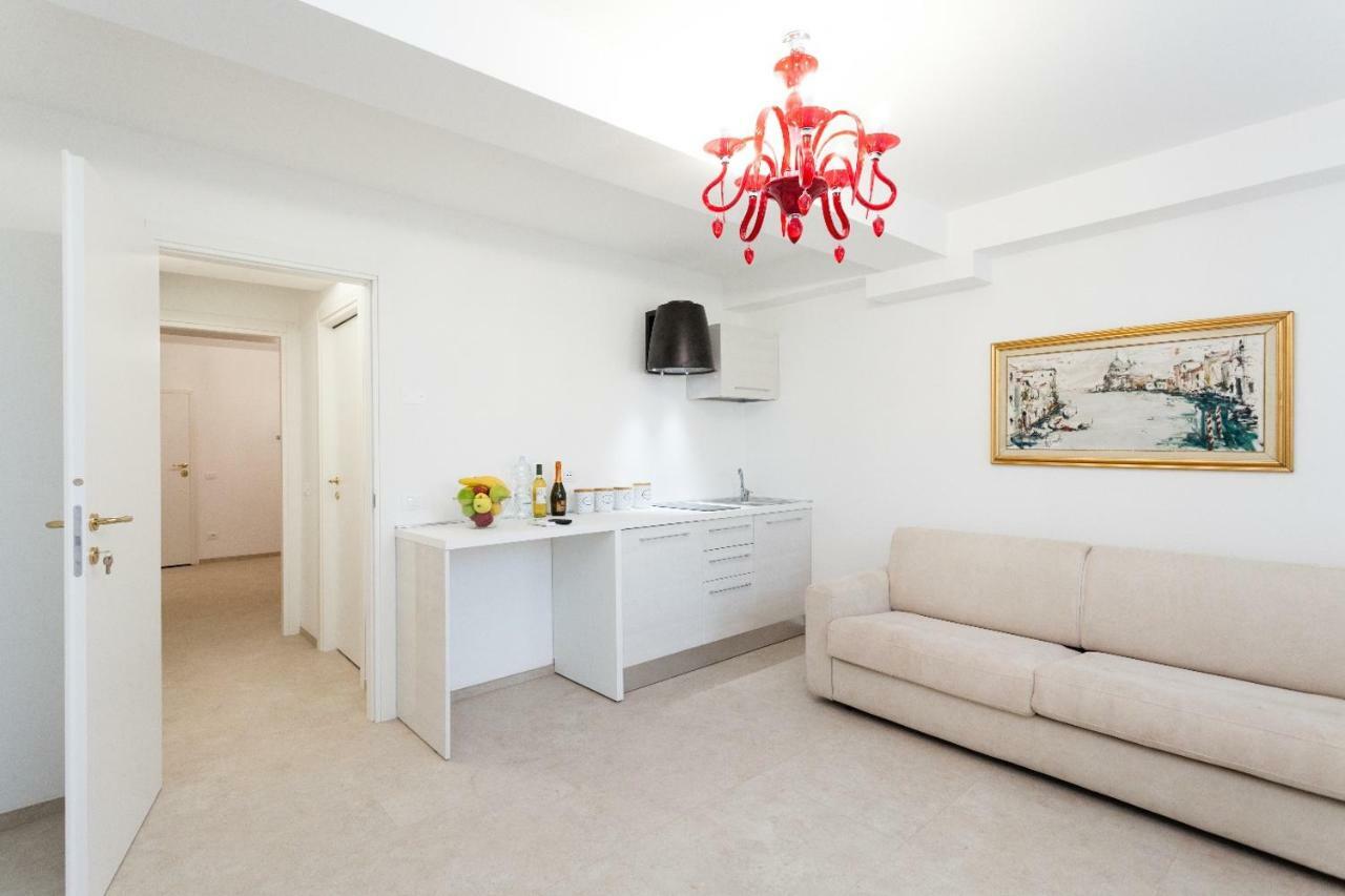 Prince Apartments Apartment Venice